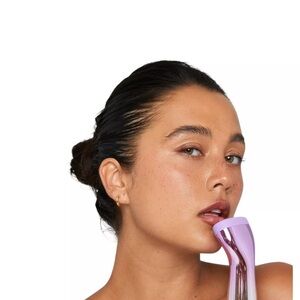 Beambo THE LIP GIZMO Pucker Up Plumping Lip Suction Device NEW & Sealed